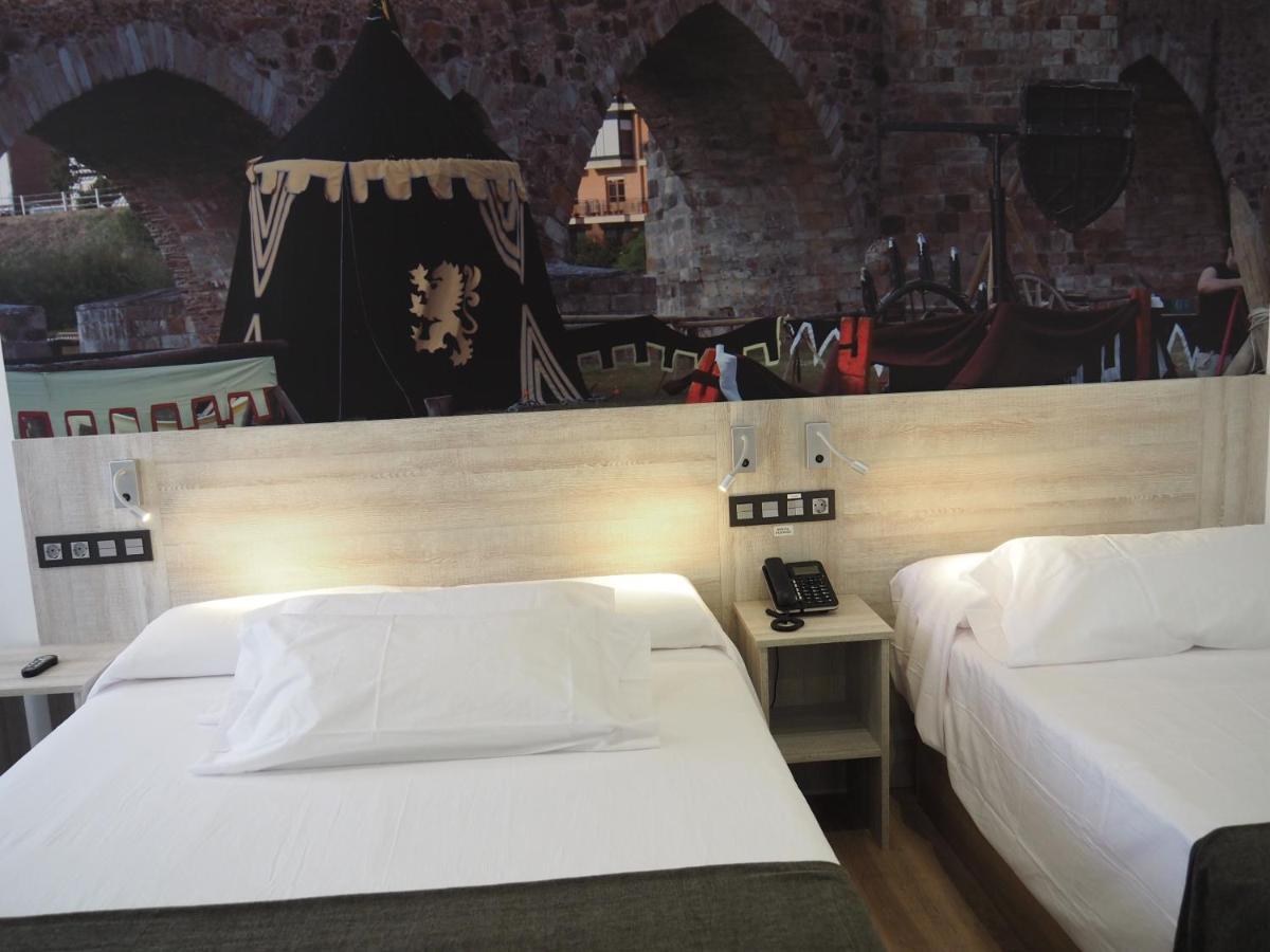 Hostal Don Suero De Quinones Оспиталь-де-Орбиго Экстерьер фото