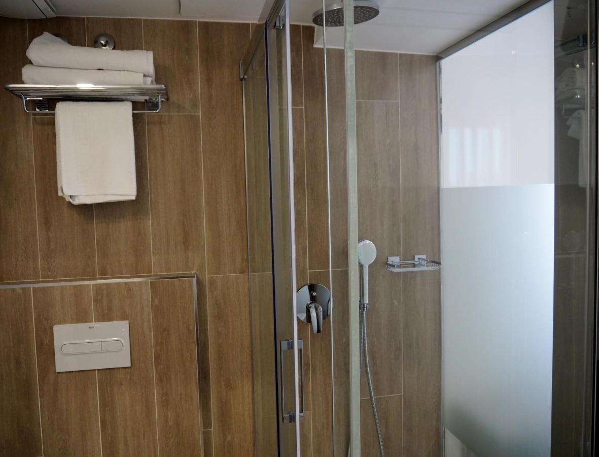 Hostal Don Suero De Quinones Оспиталь-де-Орбиго Экстерьер фото