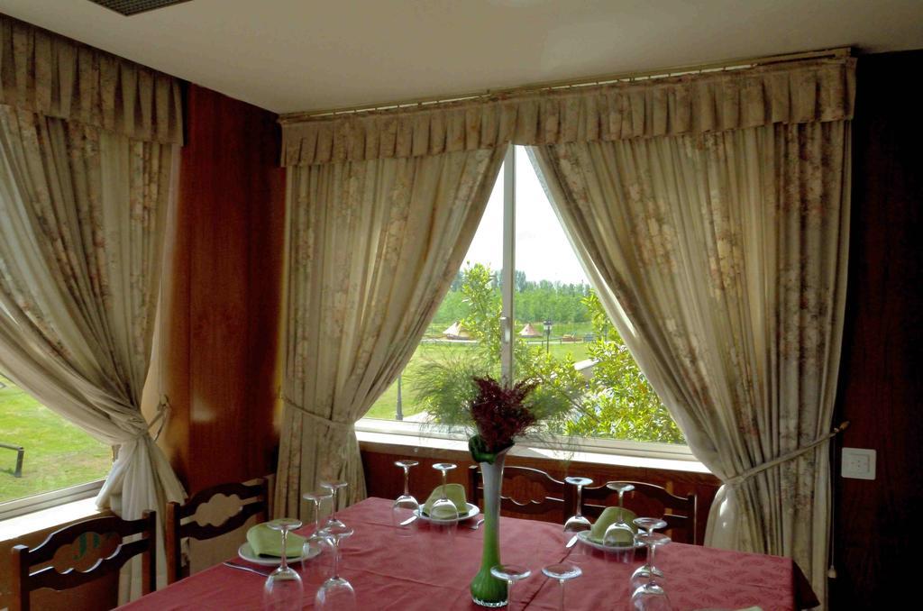 Hostal Don Suero De Quinones Оспиталь-де-Орбиго Экстерьер фото